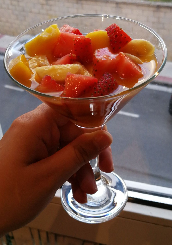Una foto de Macedonia de fruta