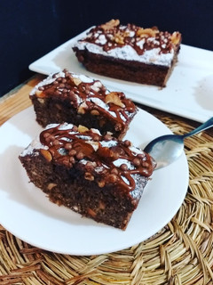 Una foto de Brownie para celiaco con maní y avena