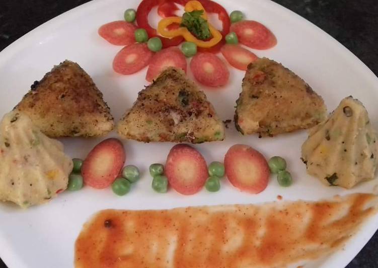Upma samosa
