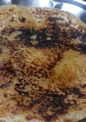 A picture of Ghobhi ka paratha.