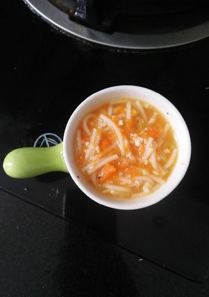 Hình của món Mì Ý sốt cà rốt thịt gà cho bé.