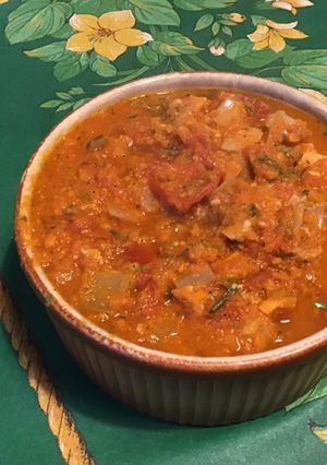 Une photo de Sauce aux carottes, tomates, ail, oignon et estragon
