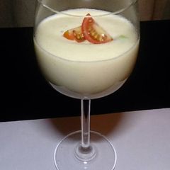 A picture of Garlic Bechamel (White Sauce).
