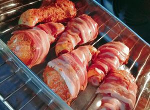 Foto de Coxinhas de Frango enroladas em Bacon