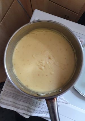 A picture of White Sauce (Bechemel).