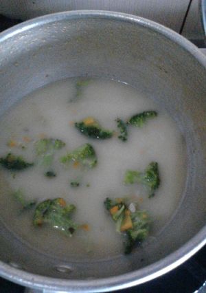 Foto resep Soup ayam sayur mpasi 11bulan