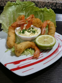 Una foto de Langostinos en gabardina
