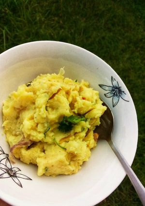 A picture of Creamy mashed potatoes.