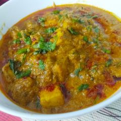 A picture of Paneer Matar Masala.