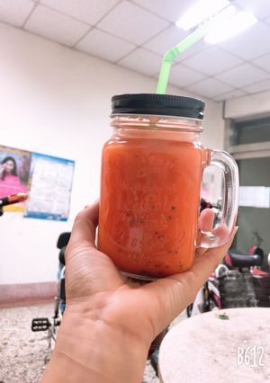 Hình của món “Sinh tố cà rốt hạt chia”.