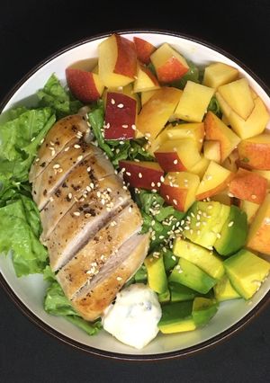 Hình của món [Eat clean #D_31] Ức gà kèm salad (349calo).