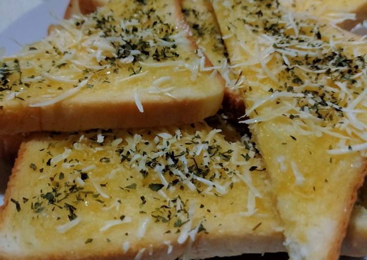 Garlic parsley cheese bread