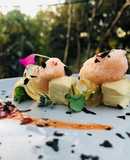 Espuma de enchilado con pollo y ravioles cristalinos