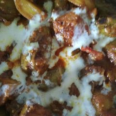 A picture of Parwal malai curry.