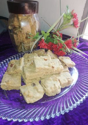 A picture of Gram flour barfi.