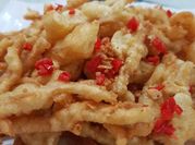 A picture of fried enoki