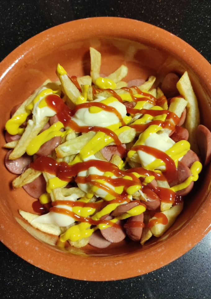 Una foto de Salchipapas
