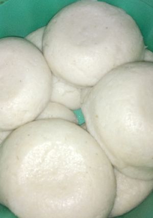 A picture of Tuwon shinkafa.