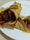 Wraps de avena dulce con salteado de verduras y queso