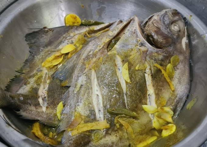 Recipe: Appetizing Kukus ikan bawal