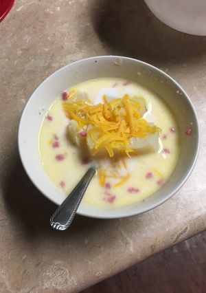 A picture of Farm Style Potato Soup.