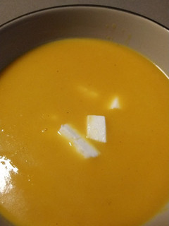 Una foto de Crema de zanahoria y calabaza especiada