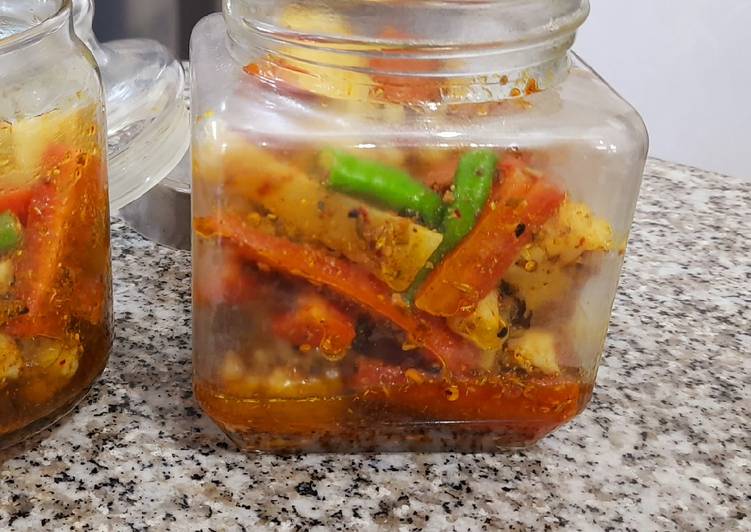 Steps to Prepare Homemade Mixed Vegetables Pickle