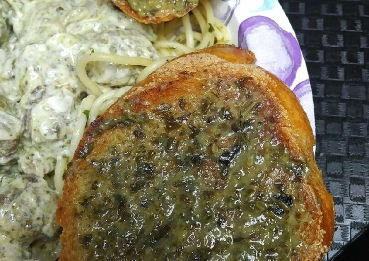 Fried Bacon Pesto Bread Fried Bacon Pesto Bread