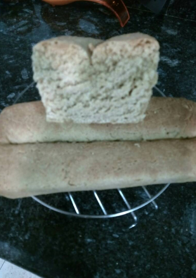 Una foto de Pan de maíz y harina integral de espelta
