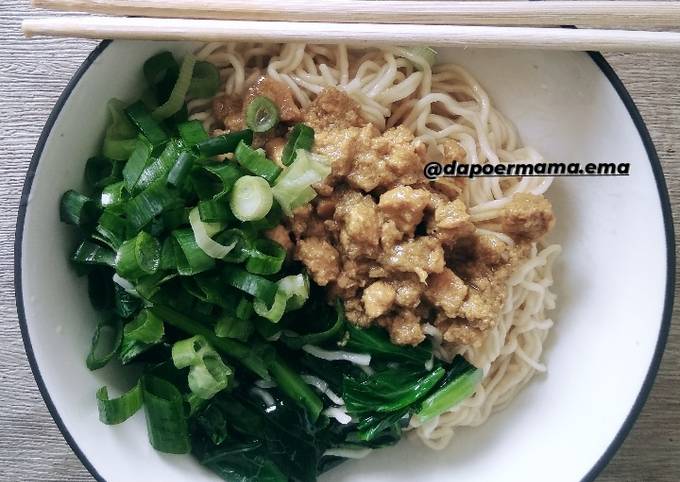 Resep Mie Ayam Sederhana Oleh Ema Cookpad