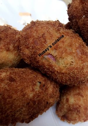 A picture of Sweet potato balls.