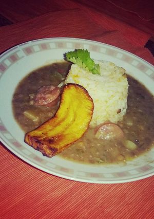 Una foto de Potaje de Lentejas con Chorizo ahumado