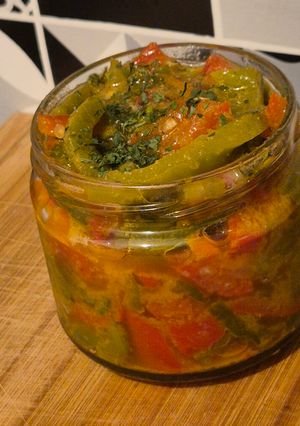 Une photo de Mini-poivrons marinés à l'espagnole😃
