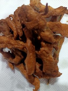 भेंड्याची कुरकुरीत भजी (Bhendi Bhajji Recipe In Marathi) रेसिपी चे मुख्य फोटो