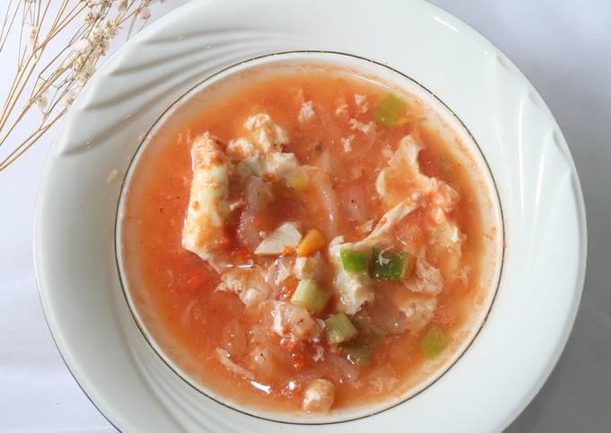 Sup Merah Putih Telur (edisi menu diet)