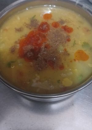 A picture of Lauki chana dal.