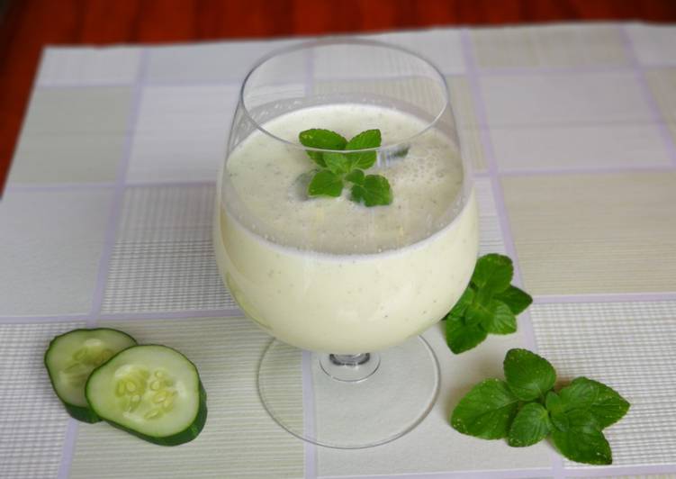 Gazpacho de pepino al aroma de poleo menta