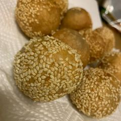 A picture of Sesame Seed Balls (Jian Dui).
