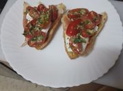 Una foto de tostas de jamón serrano