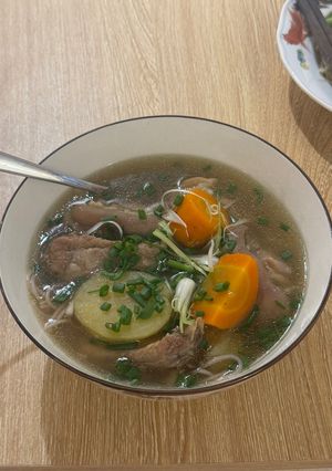 Hình của món Sườn hầm củ EatWell.