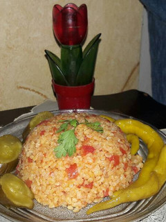 صورة لوصفة برغل ببندورة🍅🌶🍚
