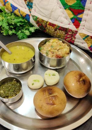 सत्तू बाटी (sattu bati recipe in Hindi) रेसिपी मुख्य फोटो