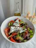 Authentic Greek Salad (Horiatiki)
