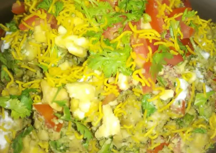 Recipe of Super Quick Rajasthani gathiya Chaat