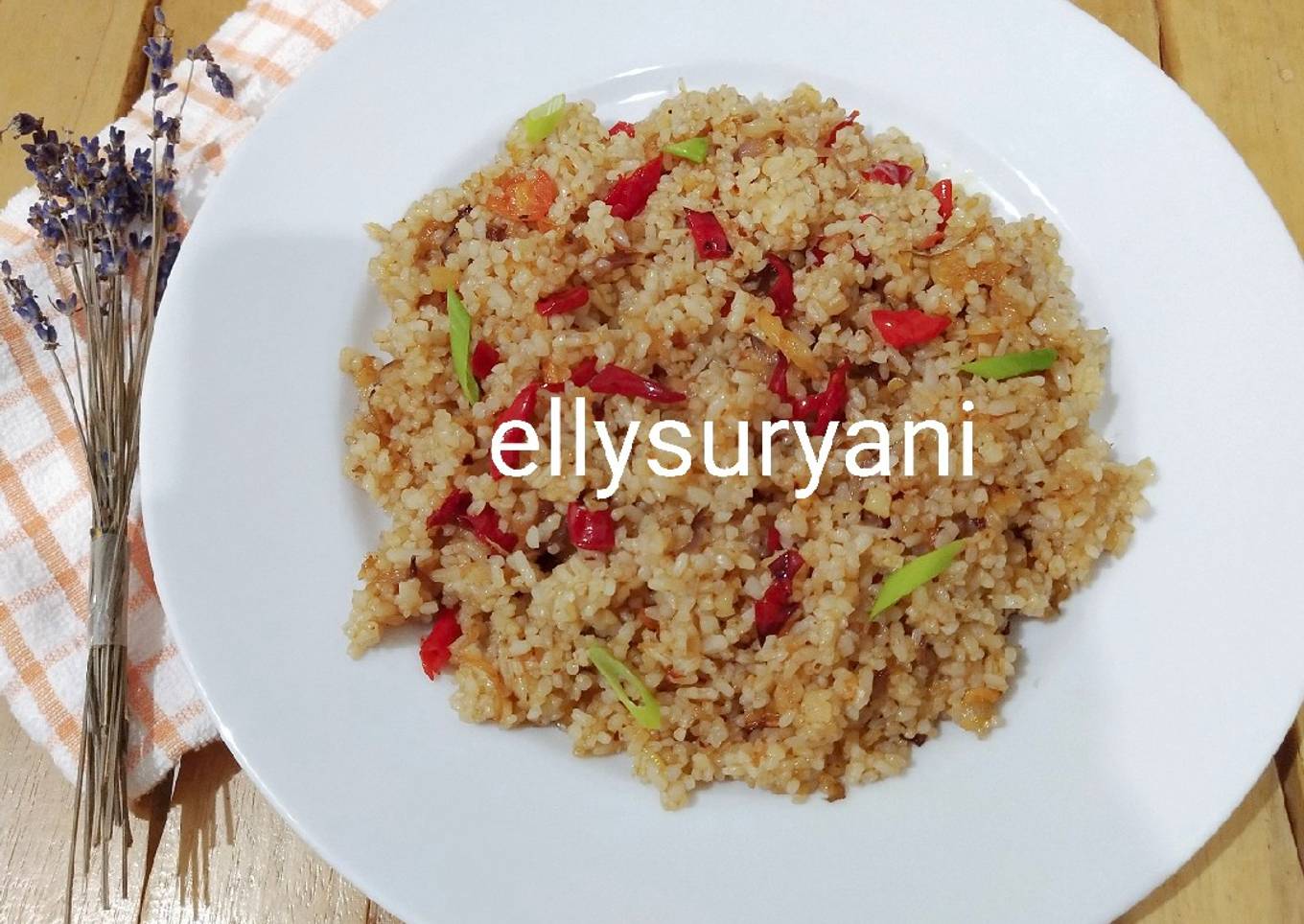 Nasi Goreng Simple Nostalgia Anak Kos