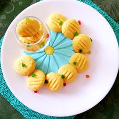 Mango custard cookies A picture of Mango custard cookies.