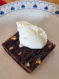 Brownie sin azúcar agregado ni edulcorante ni balanza 🤎4 ingredientes con otros 4 opcionales 😋