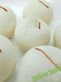 बंगाली रसगुल्ला (Bengali rasgulla recipe in Hindi) रेसिपी मुख्य फोटो