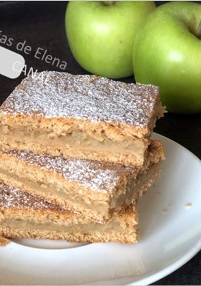 Una foto de Pastel de manzanas Receta Eslovaca