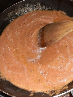 Una foto de Salsa de tomate natural